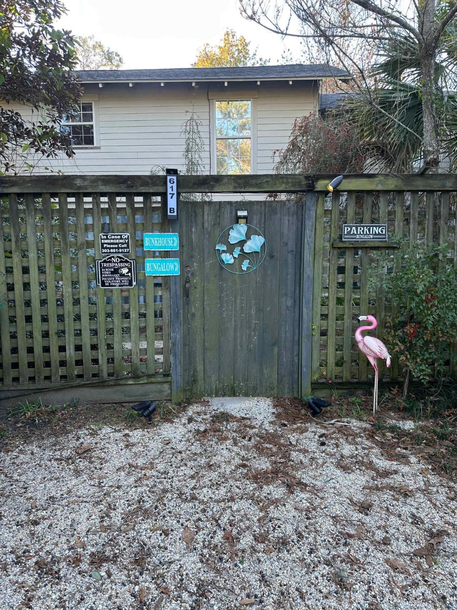 Bare Feet Bungalow -Close To Beach & Dog Friendly Gulfport Exterior foto